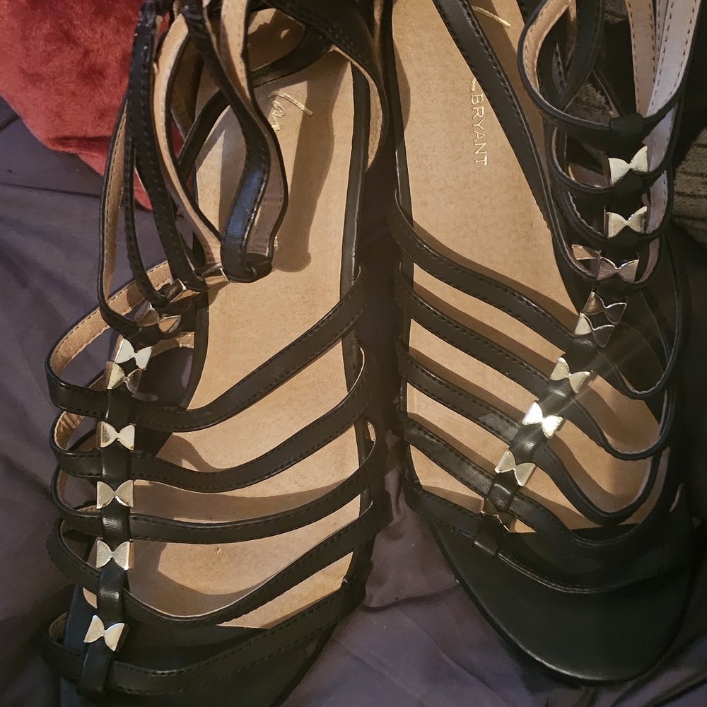 Black Strappy Sandals with Bow Accents
